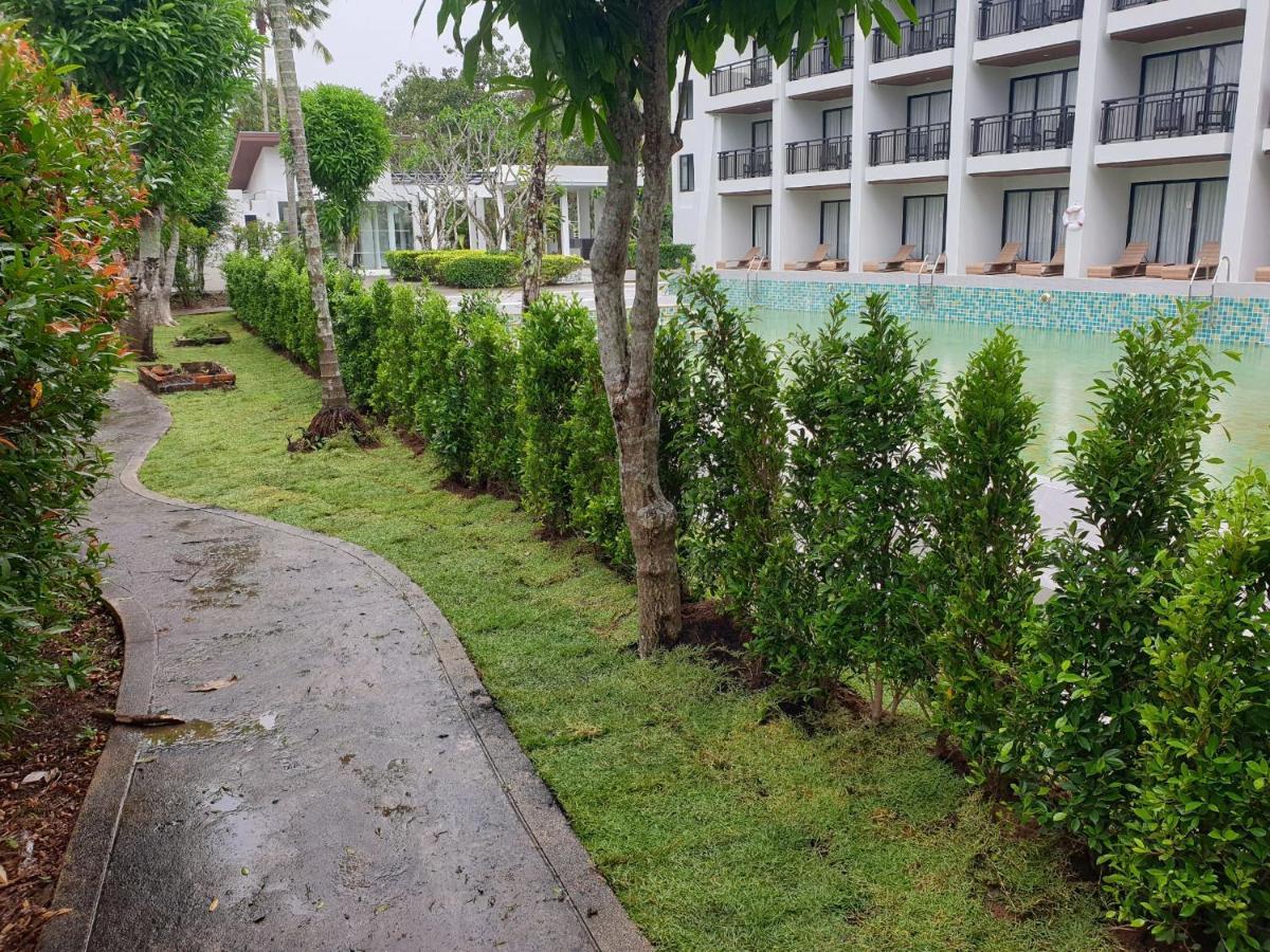 Estella Phuket Mai Khao Beach Resort Esterno foto