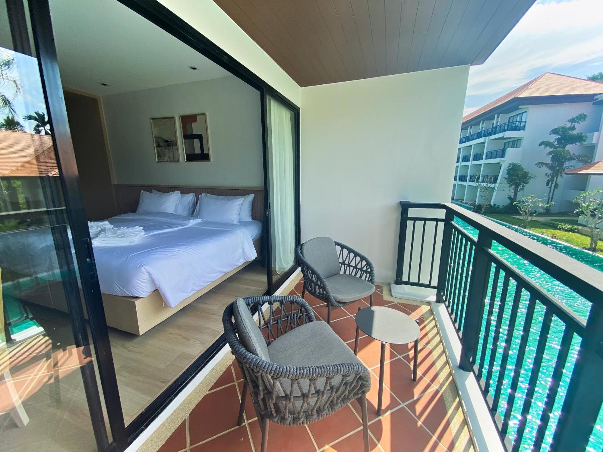 Estella Phuket Mai Khao Beach Resort Esterno foto