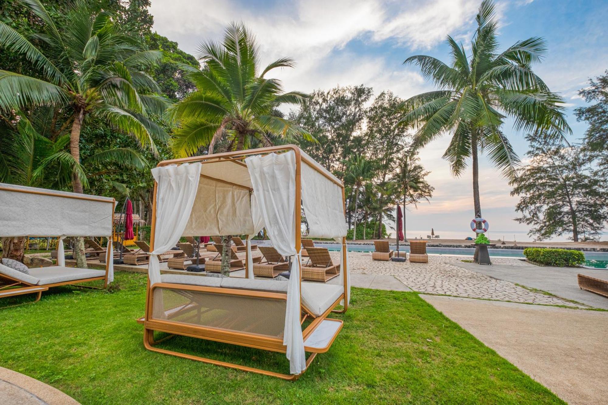 Estella Phuket Mai Khao Beach Resort Esterno foto